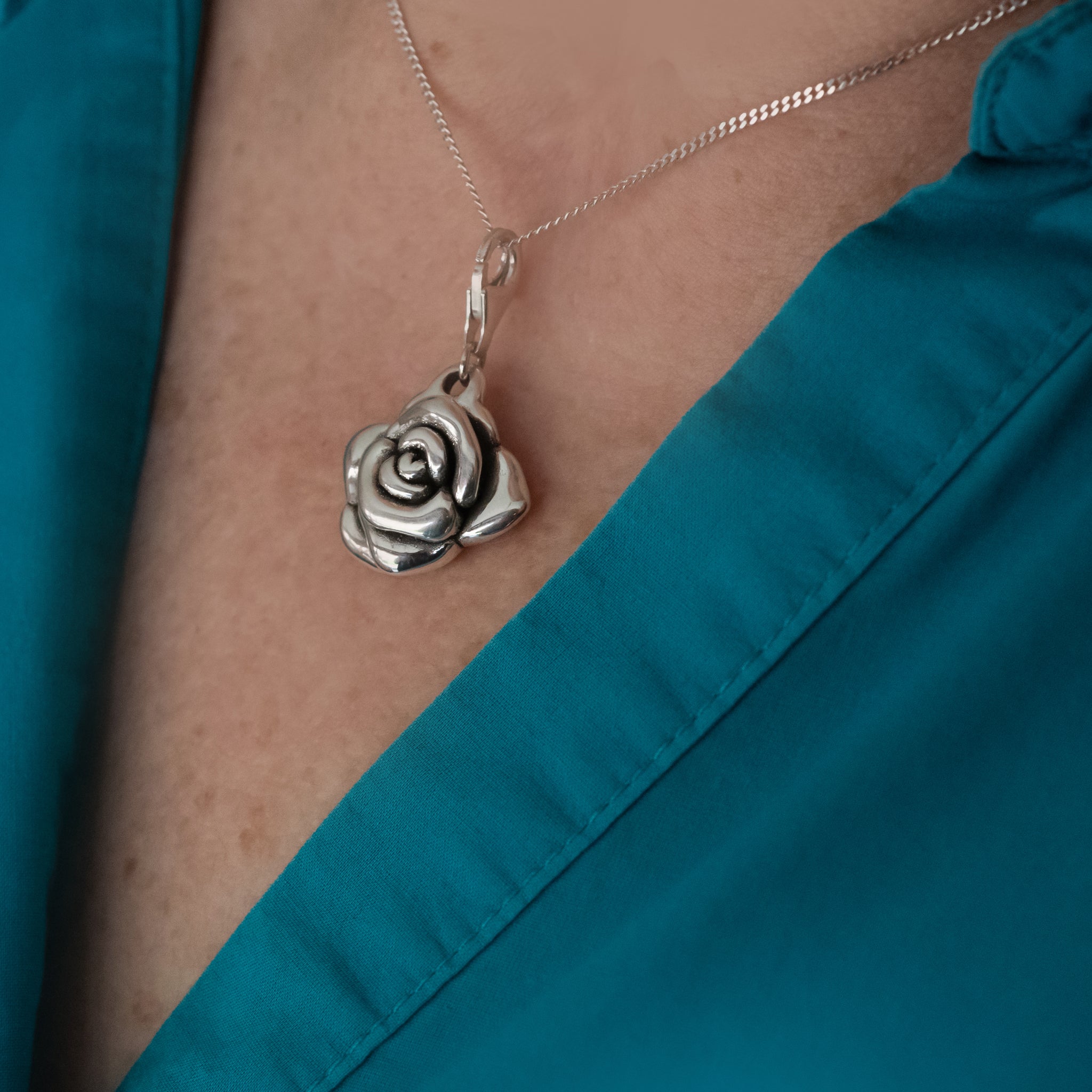 JCH001 - Sterling Silver Rose Charm