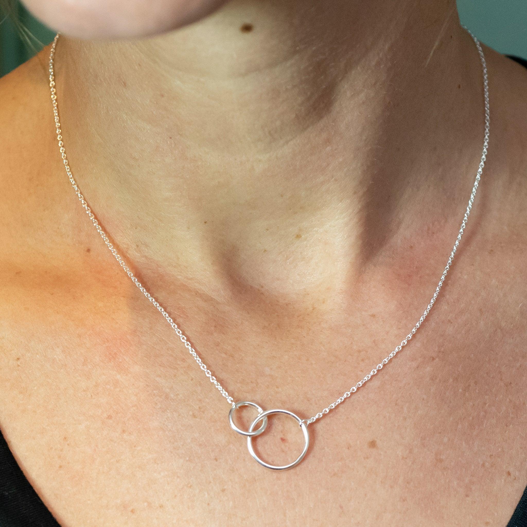 CP027 - Sterling Silver Small and Large Circle Links Necklace - silverby-e.co.za