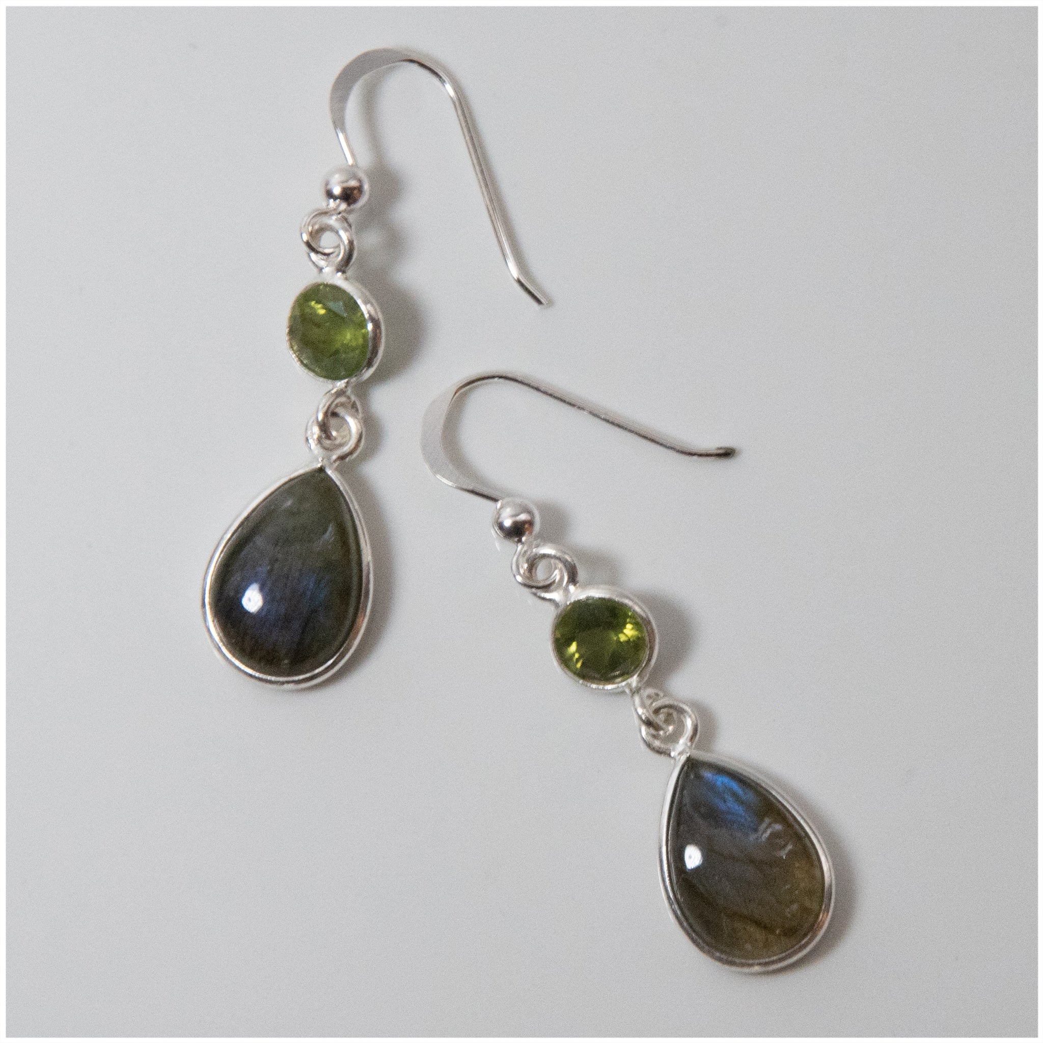 EL042 - Sterling Silver Labradorite and Peridot Earrings - silverby-e.co.za