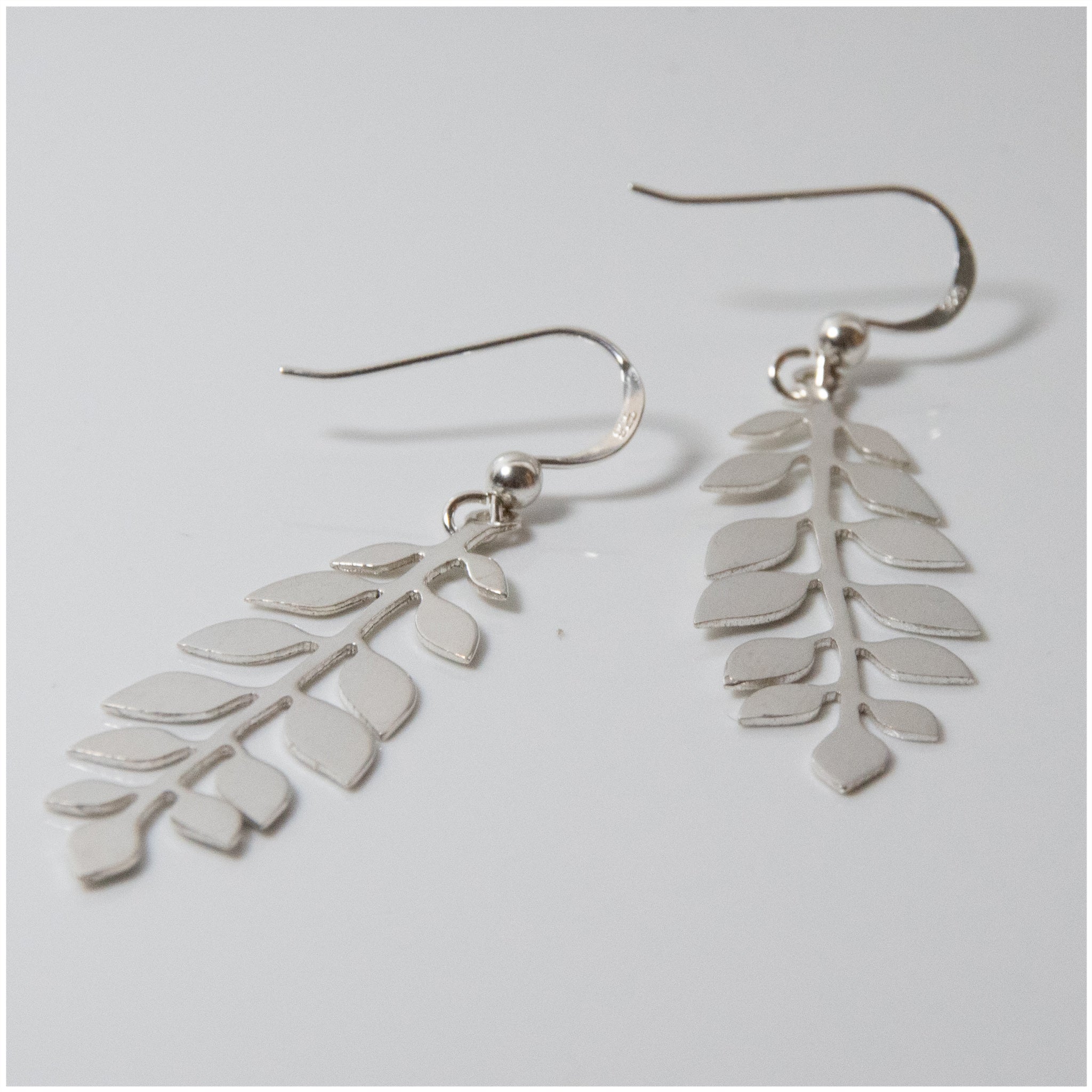 EL053 - Silver Leaf Earrings - silverby-e.co.za
