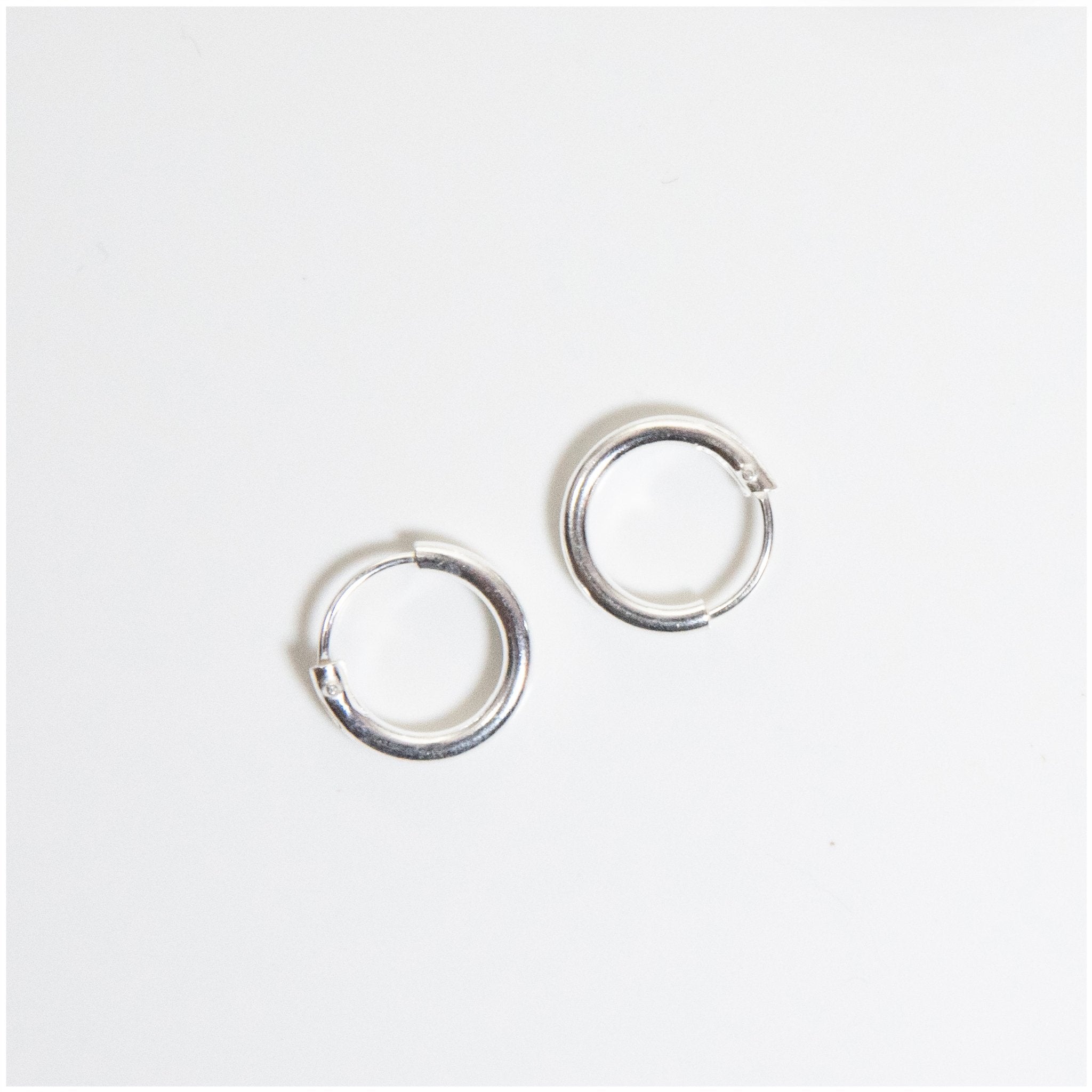EL085 - Sterling Silver Hoop Earrings - silverby-e.co.za