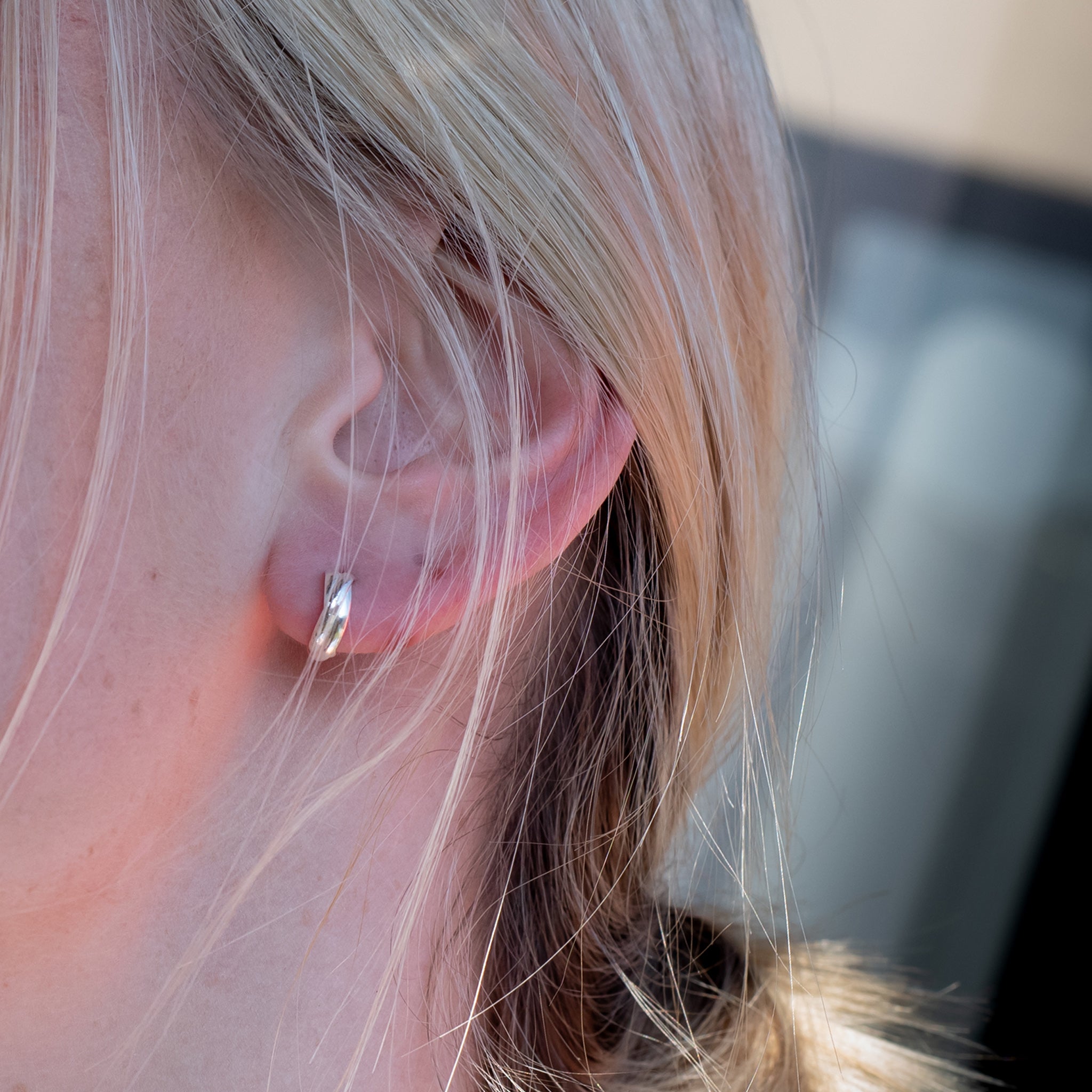ES046 - Sterling Silver Push Back Earrings - silverby-e.co.za