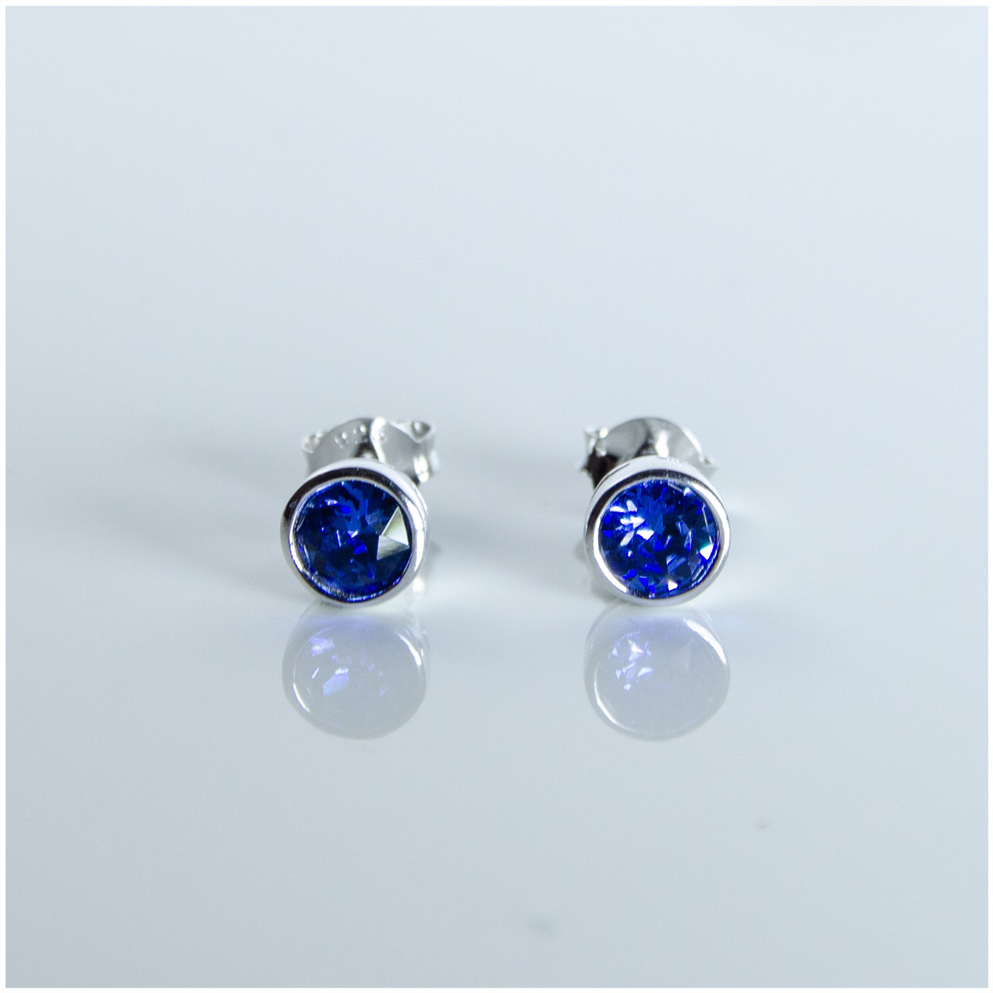 ES078 - Sterling Silver Push-Back Stud Earrings Decorated with Authentic Swarovski® Crystals - silverby-e.co.za