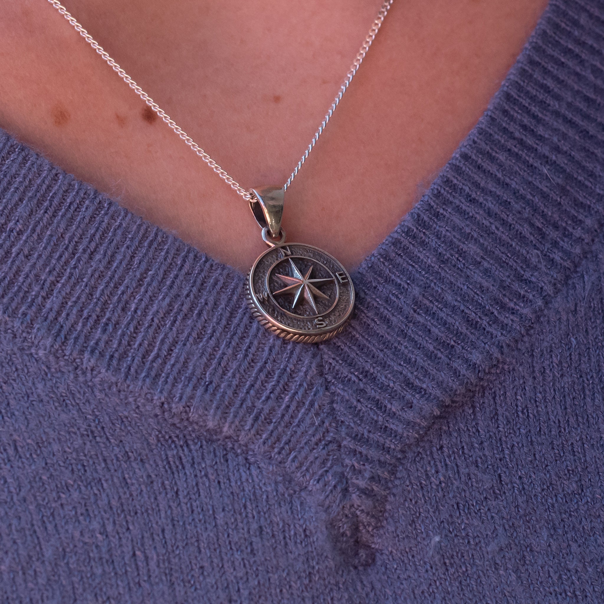 PR004C - Sterling Silver Compass Pendant & Chain