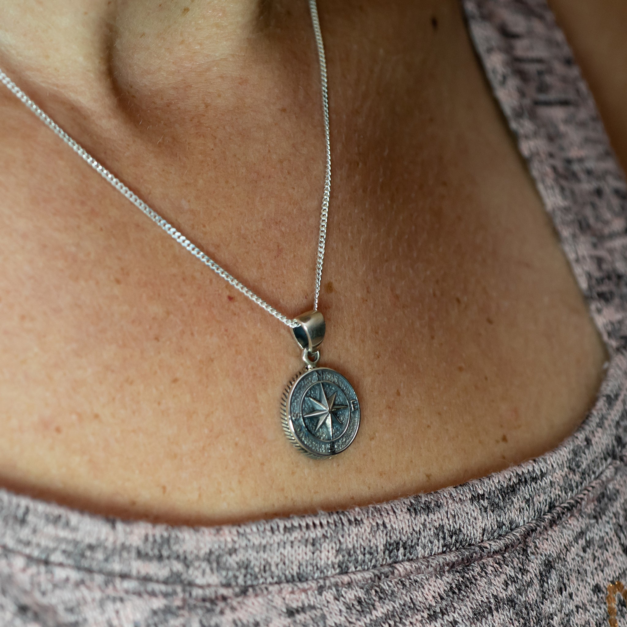 PR004C - Sterling Silver Compass Pendant & Chain
