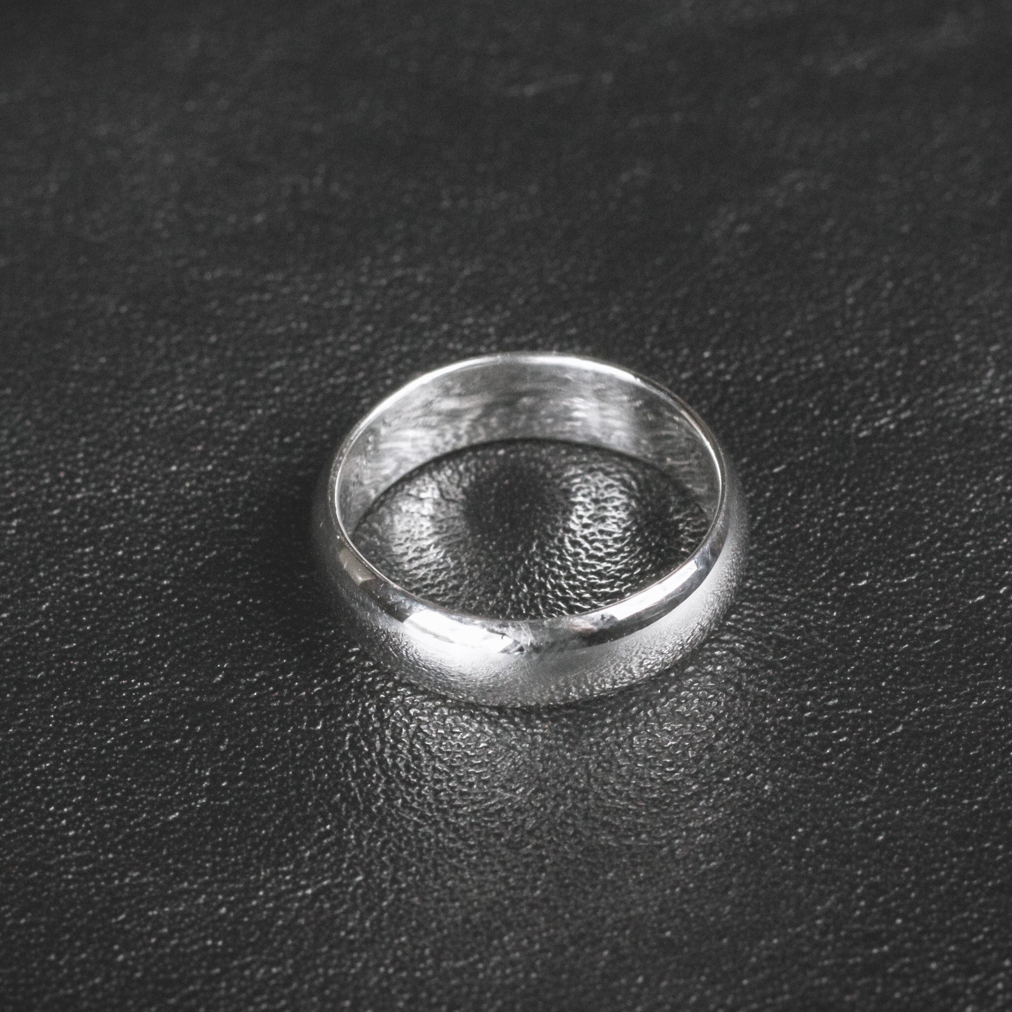 R026 -Silver Band Ring - silverby-e.co.za