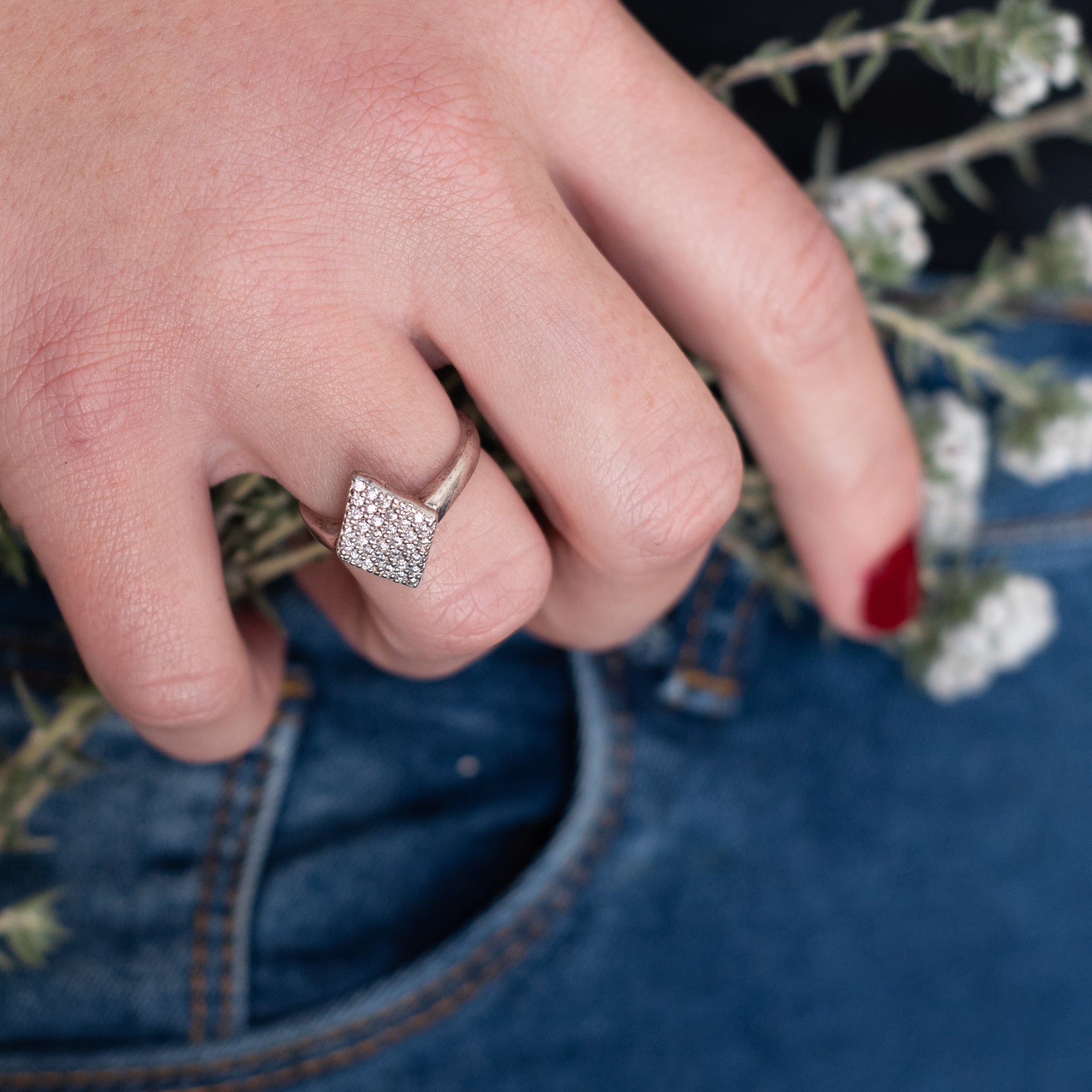 R039 - Sterling Silver Ring with CZ - silverby-e.co.za
