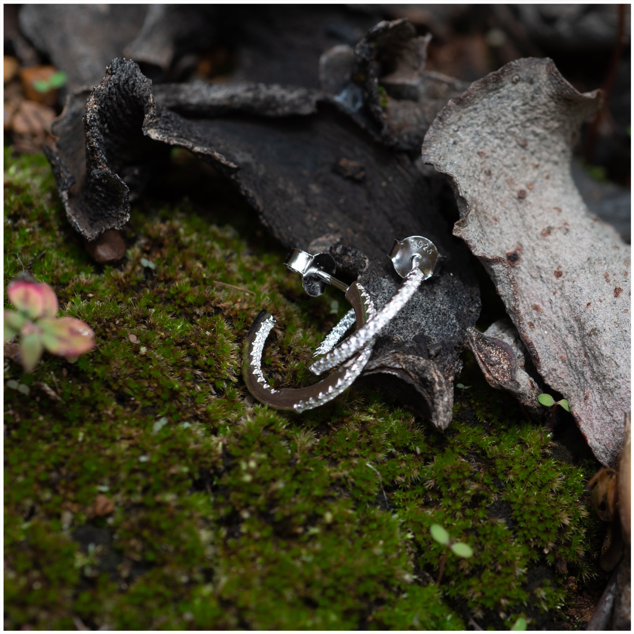 SES017 - Sterling Silver Hoops with CZ - silverby-e.co.za