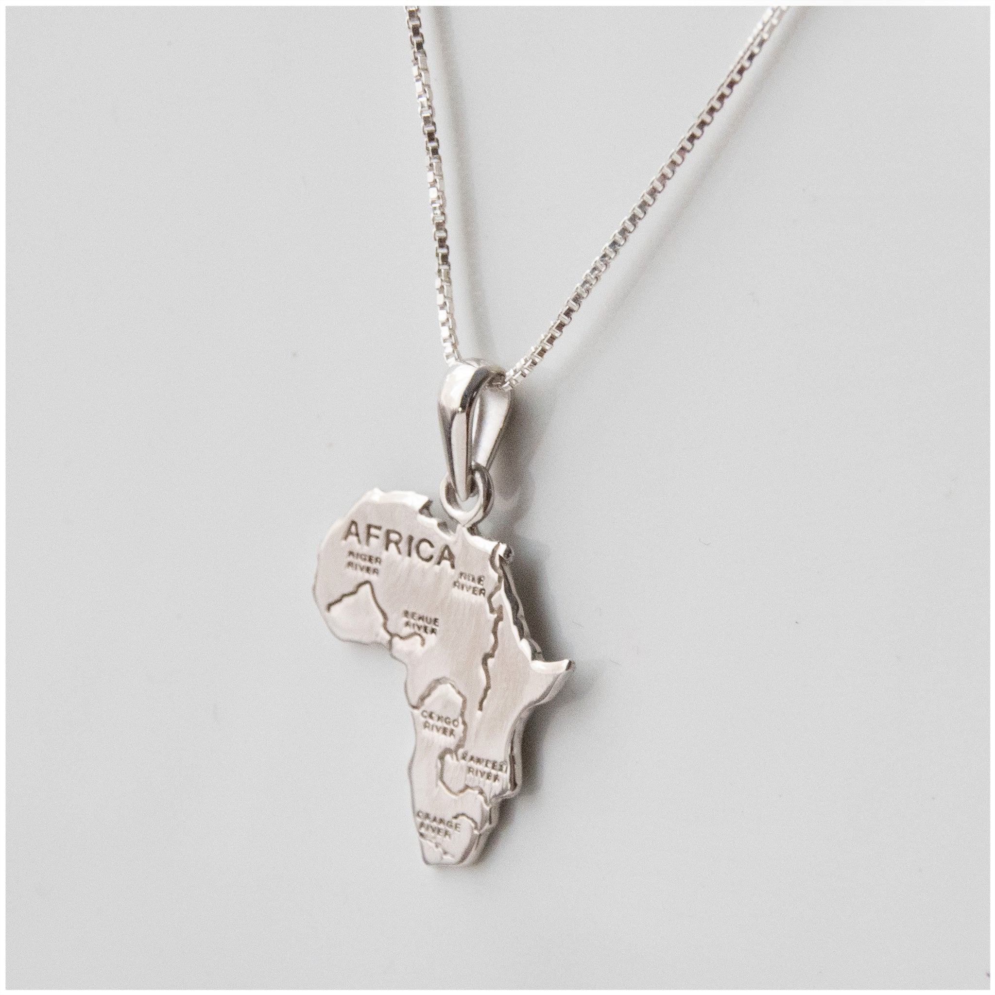 SP001C- Sterling Silver Africa Pendant & Chain - silverby-e.co.za