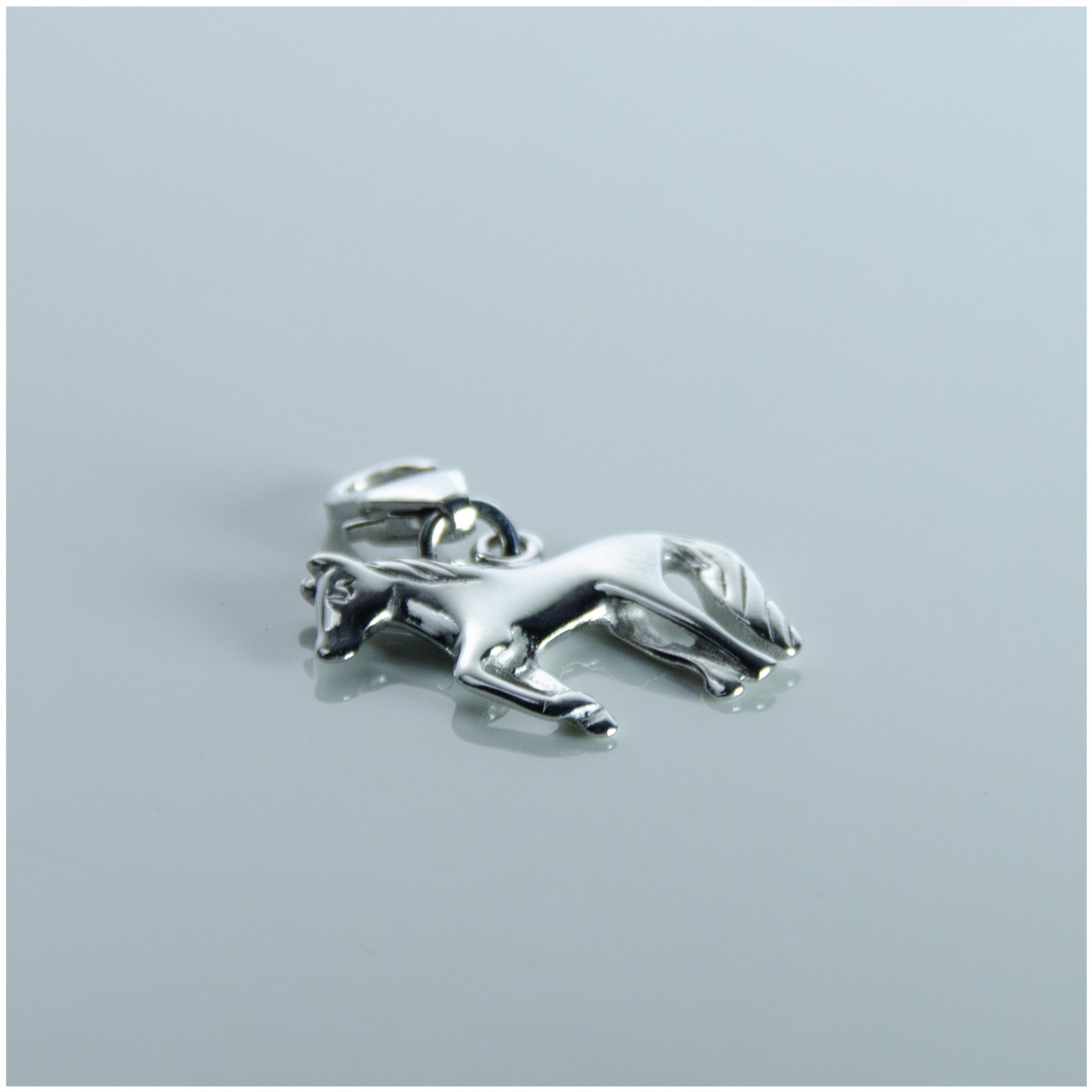 SCH002 - Sterling Silver Horse Charm - silverby-e.co.za