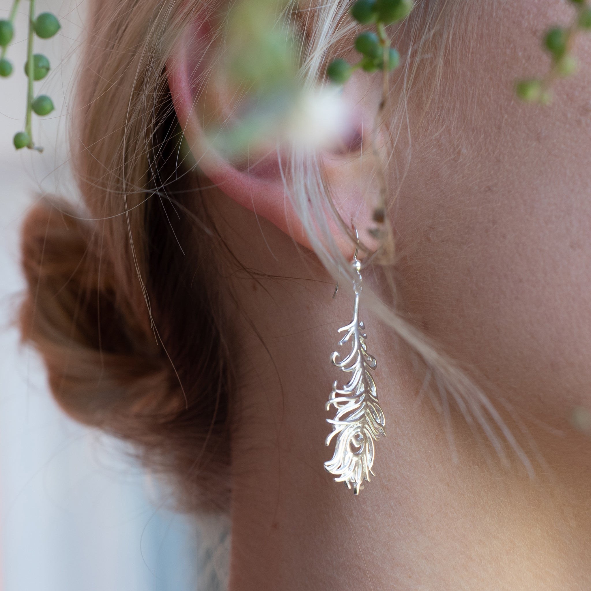 EL019 - Sterling Silver Feather Earrings - silverby-e.co.za