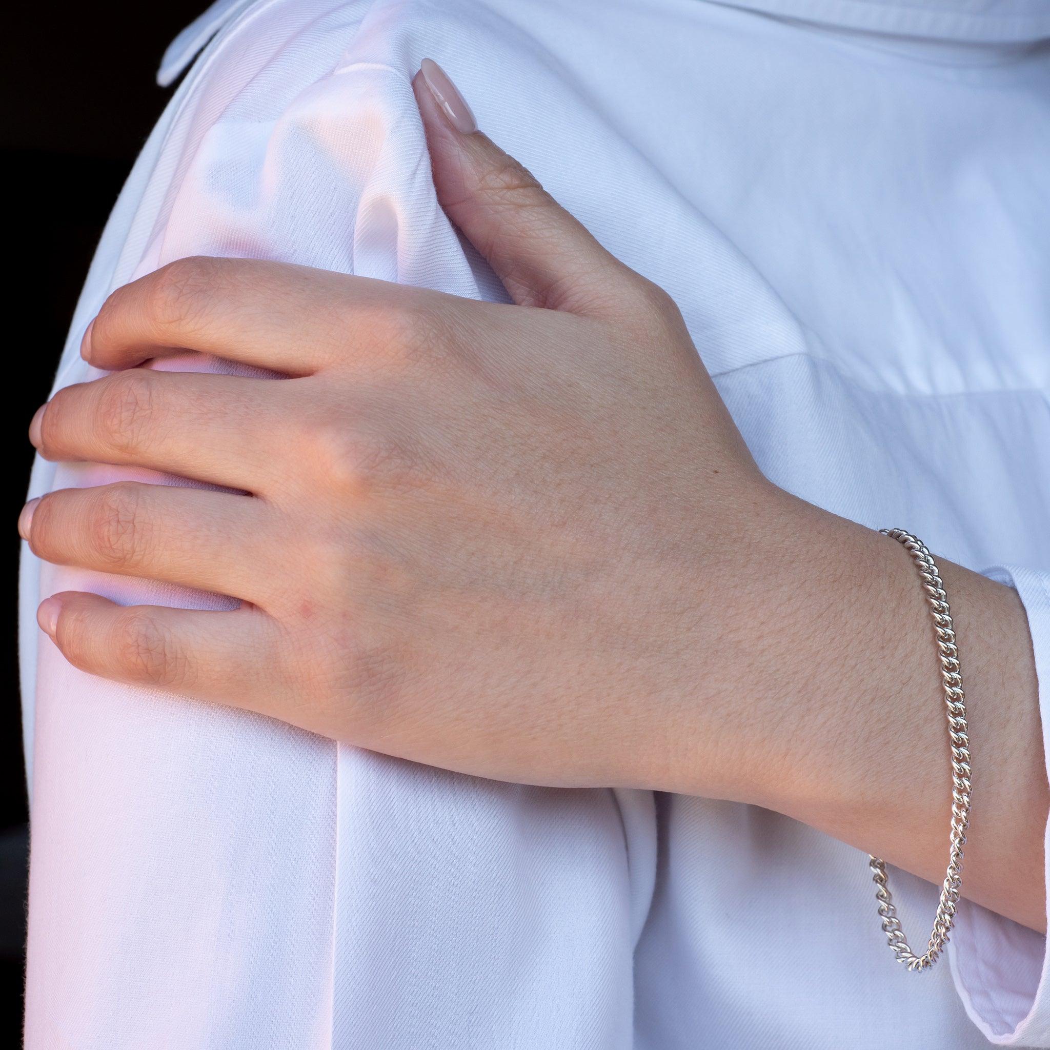 B015 - Sterling Silver Bracelet - silverby-e.co.za
