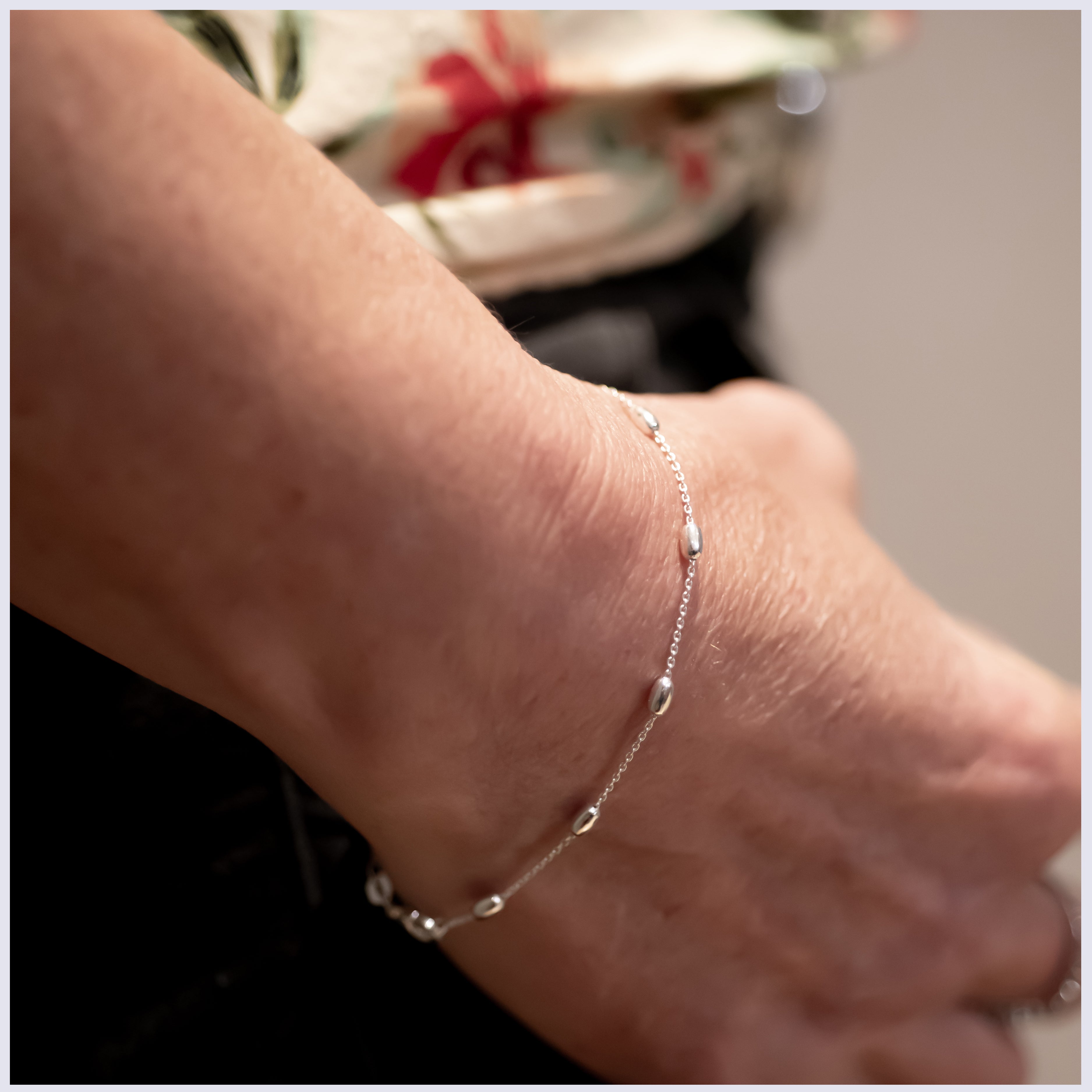 SB014 - Sterling Silver Ball Bracelet with Oval Beads